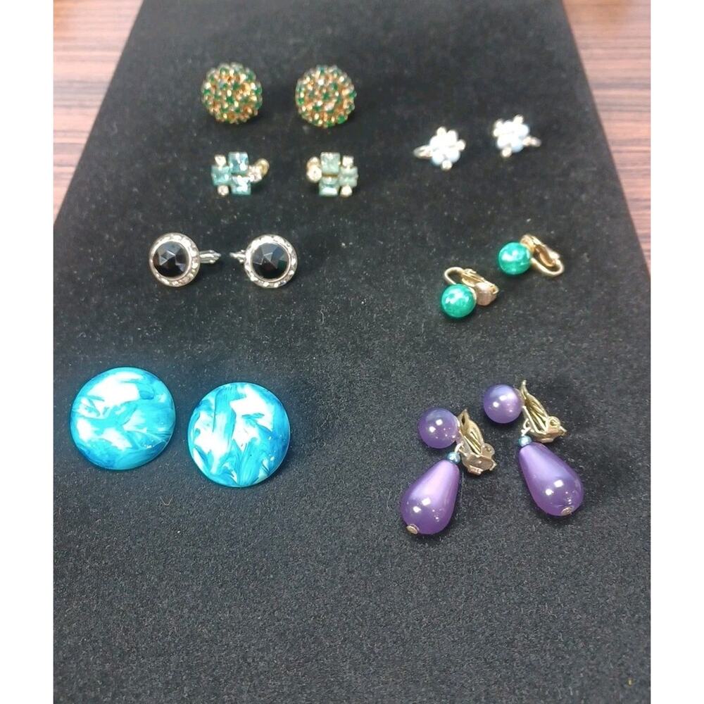 Vintage Dazzling Earrings Screw-Back/Clip On Lot Of 7 Preppy Fashion Fun Beauty